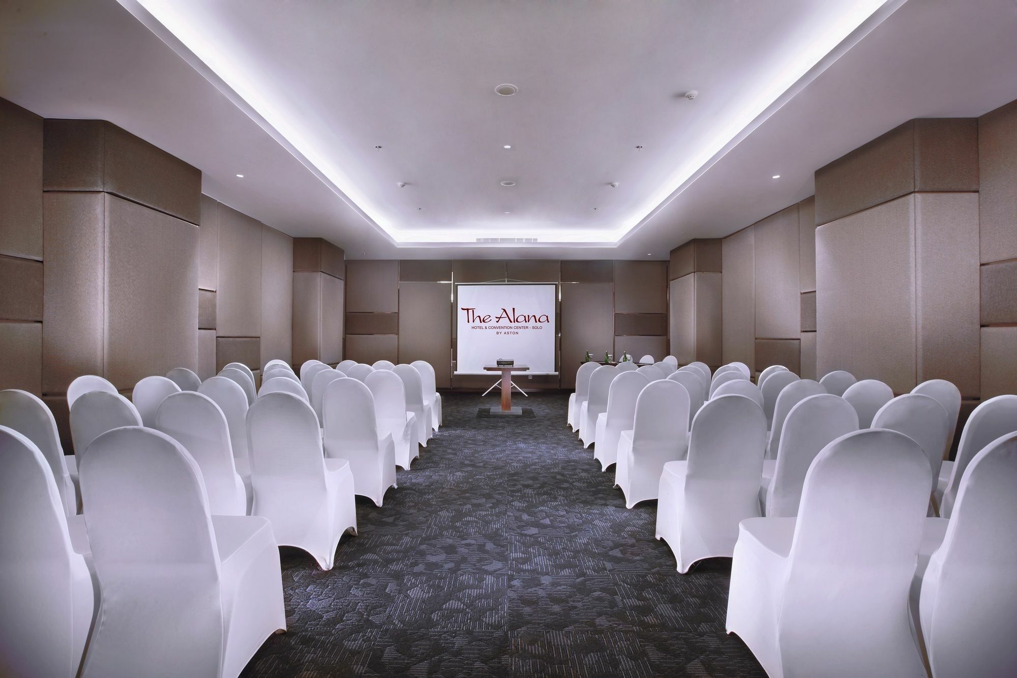 The Alana Hotel & Convention Center Solo By Aston Zewnętrze zdjęcie